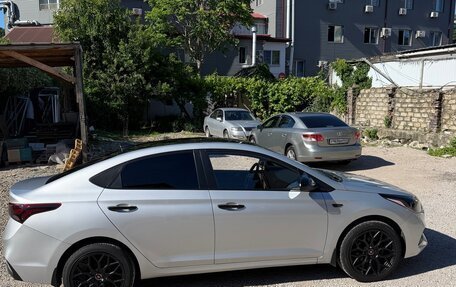 Hyundai Solaris II рестайлинг, 2017 год, 1 480 000 рублей, 4 фотография