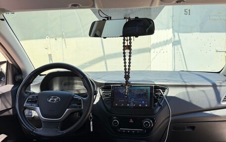 Hyundai Solaris II рестайлинг, 2017 год, 1 480 000 рублей, 9 фотография
