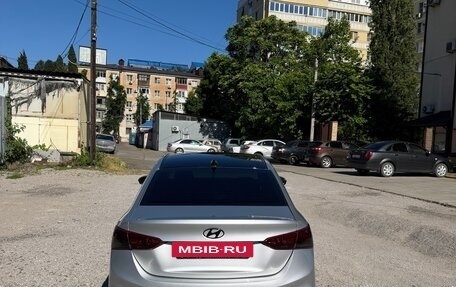 Hyundai Solaris II рестайлинг, 2017 год, 1 480 000 рублей, 5 фотография