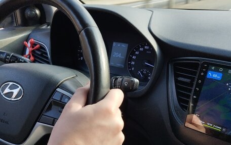 Hyundai Solaris II рестайлинг, 2017 год, 1 480 000 рублей, 36 фотография