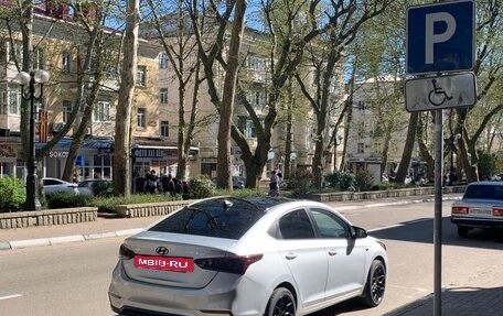 Hyundai Solaris II рестайлинг, 2017 год, 1 480 000 рублей, 31 фотография