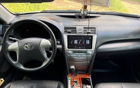 Toyota Camry, 2008 год, 1 300 000 рублей, 11 фотография
