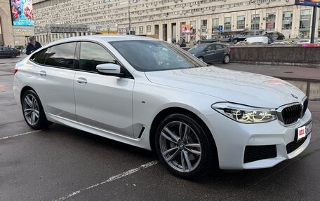 BMW 6 серия, 2018 год, 3 790 000 рублей, 2 фотография