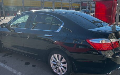 Honda Accord IX рестайлинг, 2013 год, 1 400 000 рублей, 5 фотография