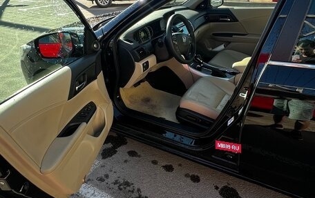 Honda Accord IX рестайлинг, 2013 год, 1 400 000 рублей, 6 фотография