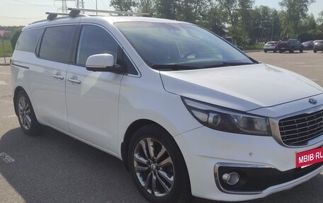 KIA Carnival III, 2017 год, 2 650 000 рублей, 4 фотография