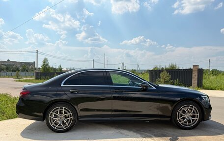 Mercedes-Benz E-Класс, 2022 год, 2 590 000 рублей, 7 фотография