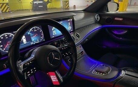 Mercedes-Benz E-Класс, 2022 год, 2 590 000 рублей, 29 фотография