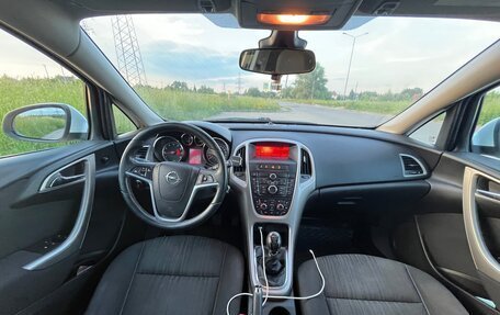 Opel Astra J, 2011 год, 750 000 рублей, 3 фотография