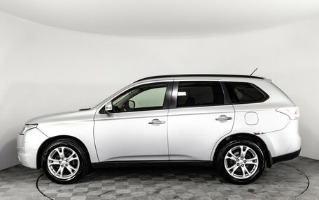 Mitsubishi Outlander III рестайлинг 3, 2013 год, 1 449 000 рублей, 9 фотография