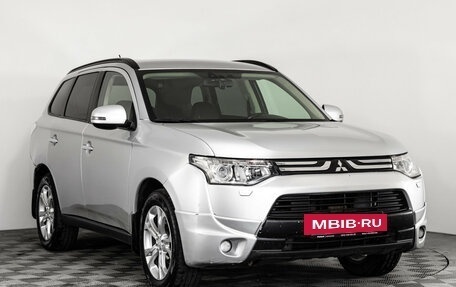 Mitsubishi Outlander III рестайлинг 3, 2013 год, 1 449 000 рублей, 4 фотография