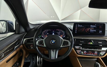 BMW 5 серия, 2020 год, 4 080 000 рублей, 15 фотография