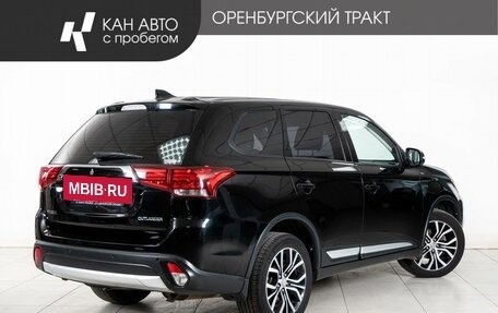 Mitsubishi Outlander III рестайлинг 3, 2018 год, 1 998 000 рублей, 3 фотография