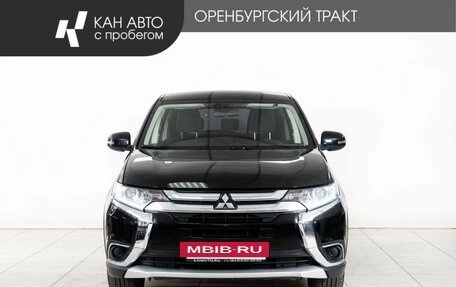 Mitsubishi Outlander III рестайлинг 3, 2018 год, 1 998 000 рублей, 2 фотография