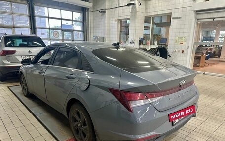 Hyundai Elantra, 2021 год, 1 899 000 рублей, 4 фотография