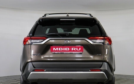 Toyota RAV4, 2019 год, 3 419 000 рублей, 6 фотография