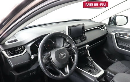 Toyota RAV4, 2019 год, 3 419 000 рублей, 9 фотография