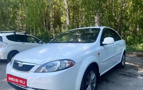 Daewoo Gentra II, 2015 год, 390 000 рублей, 1 фотография