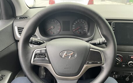 Hyundai Solaris II рестайлинг, 2017 год, 1 400 000 рублей, 6 фотография