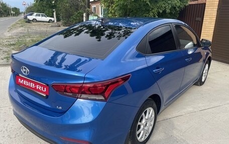Hyundai Solaris II рестайлинг, 2017 год, 1 400 000 рублей, 3 фотография
