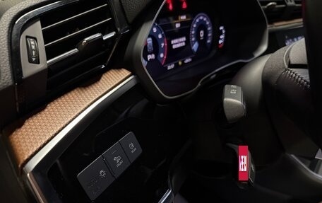 Audi Q3, 2022 год, 2 690 000 рублей, 18 фотография