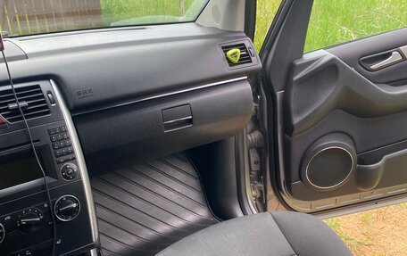 Mercedes-Benz B-Класс, 2010 год, 640 000 рублей, 9 фотография