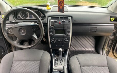 Mercedes-Benz B-Класс, 2010 год, 640 000 рублей, 6 фотография