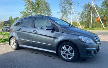 Mercedes-Benz B-Класс, 2010 год, 640 000 рублей, 3 фотография