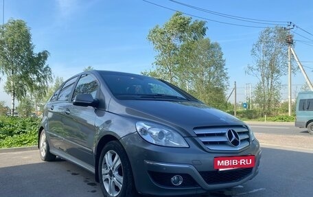 Mercedes-Benz B-Класс, 2010 год, 640 000 рублей, 2 фотография