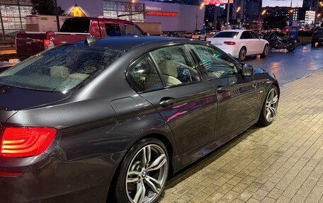 BMW 5 серия, 2010 год, 2 700 000 рублей, 5 фотография