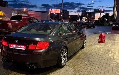 BMW 5 серия, 2010 год, 2 700 000 рублей, 4 фотография