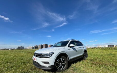 Volkswagen Tiguan II, 2020 год, 2 180 000 рублей, 3 фотография