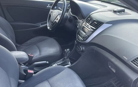 Hyundai Solaris II рестайлинг, 2015 год, 750 000 рублей, 8 фотография