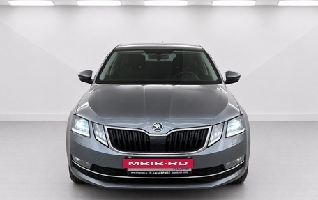 Skoda Octavia, 2018 год, 1 755 000 рублей, 2 фотография