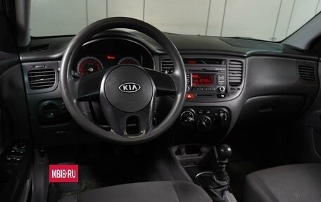 KIA Rio II, 2011 год, 699 000 рублей, 6 фотография