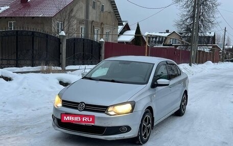 Volkswagen Polo VI (EU Market), 2013 год, 465 000 рублей, 1 фотография