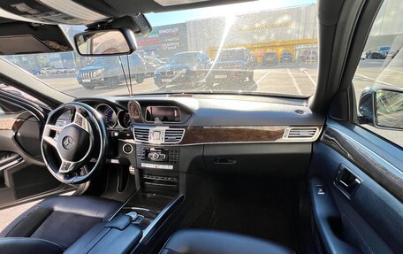 Mercedes-Benz E-Класс, 2013 год, 2 200 000 рублей, 13 фотография