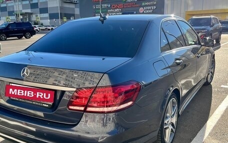 Mercedes-Benz E-Класс, 2013 год, 2 200 000 рублей, 4 фотография