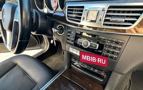 Mercedes-Benz E-Класс, 2013 год, 2 200 000 рублей, 14 фотография
