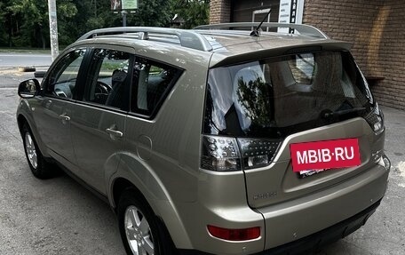 Mitsubishi Outlander III рестайлинг 3, 2008 год, 1 107 000 рублей, 4 фотография
