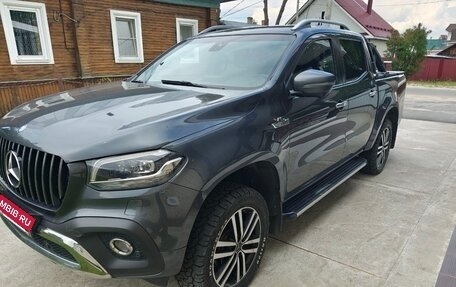 Mercedes-Benz X-Класс I, 2018 год, 4 000 000 рублей, 7 фотография