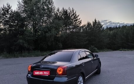 Toyota Avensis III рестайлинг, 2006 год, 650 000 рублей, 4 фотография