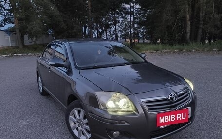Toyota Avensis III рестайлинг, 2006 год, 650 000 рублей, 2 фотография