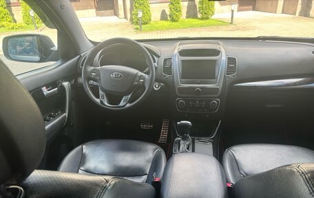 KIA Sorento II рестайлинг, 2014 год, 1 900 000 рублей, 20 фотография