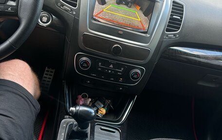 KIA Sorento II рестайлинг, 2014 год, 1 900 000 рублей, 25 фотография