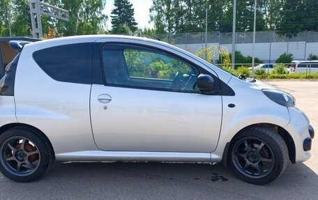Peugeot 107 I рестайлинг, 2007 год, 700 000 рублей, 5 фотография