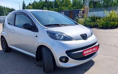 Peugeot 107 I рестайлинг, 2007 год, 700 000 рублей, 4 фотография