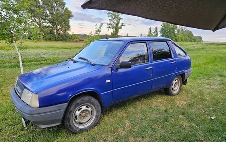 ИЖ 2126 «Ода», 2003 год, 110 000 рублей, 2 фотография