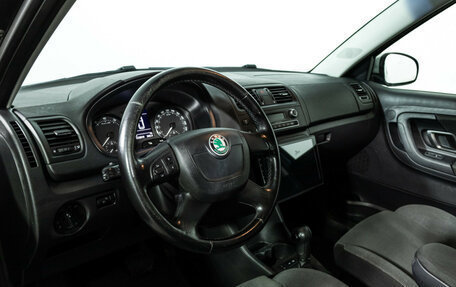 Skoda Fabia II, 2010 год, 697 890 рублей, 12 фотография