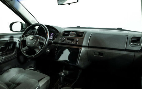 Skoda Fabia II, 2010 год, 697 890 рублей, 10 фотография